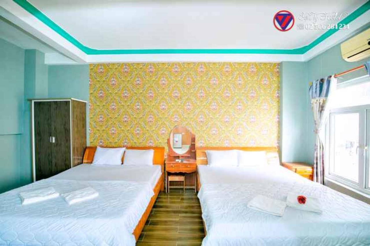 Yen Vy Hotel 퀴논 외부 사진