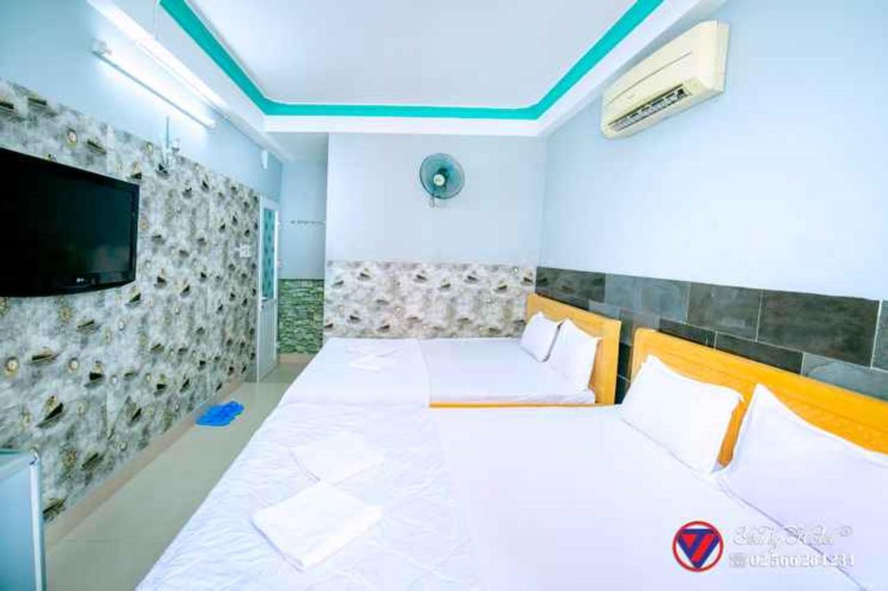 Yen Vy Hotel 퀴논 외부 사진
