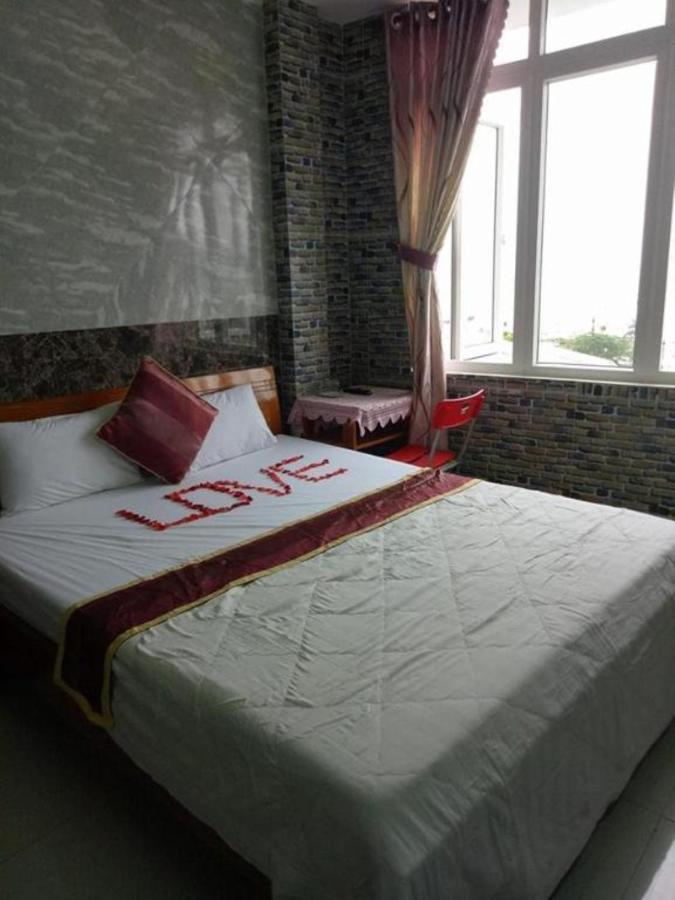 Yen Vy Hotel 퀴논 외부 사진