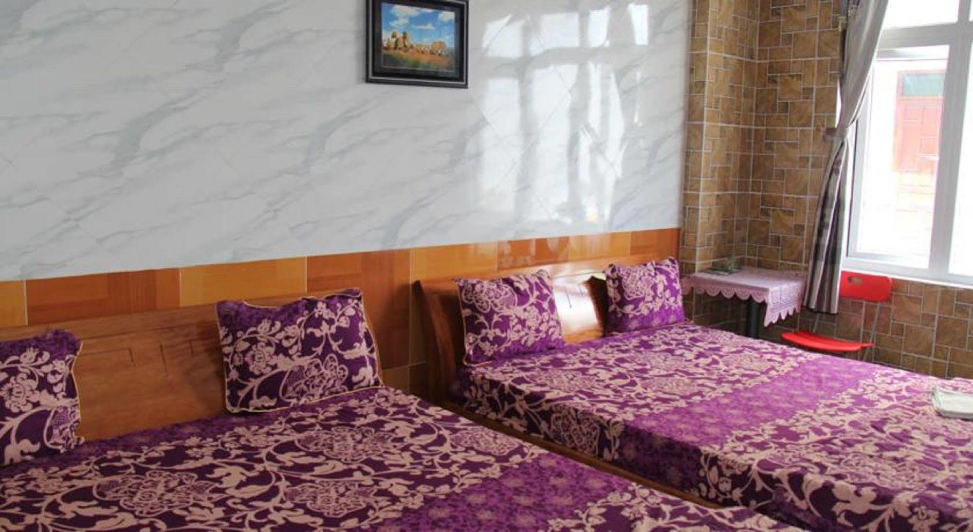 Yen Vy Hotel 퀴논 외부 사진