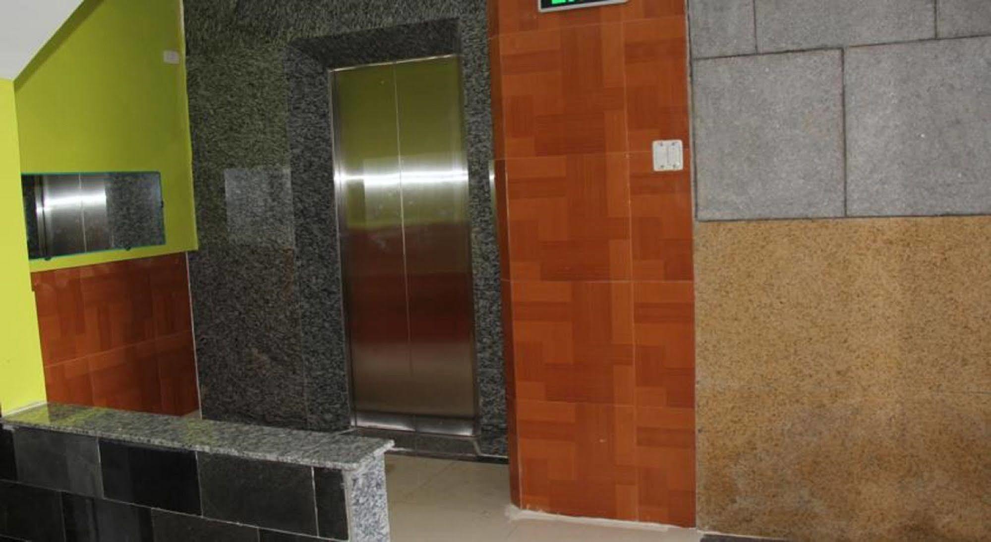 Yen Vy Hotel 퀴논 외부 사진